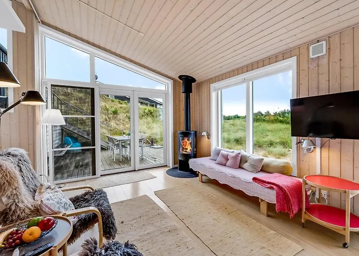 Paaske - From The Sea By Interhome *